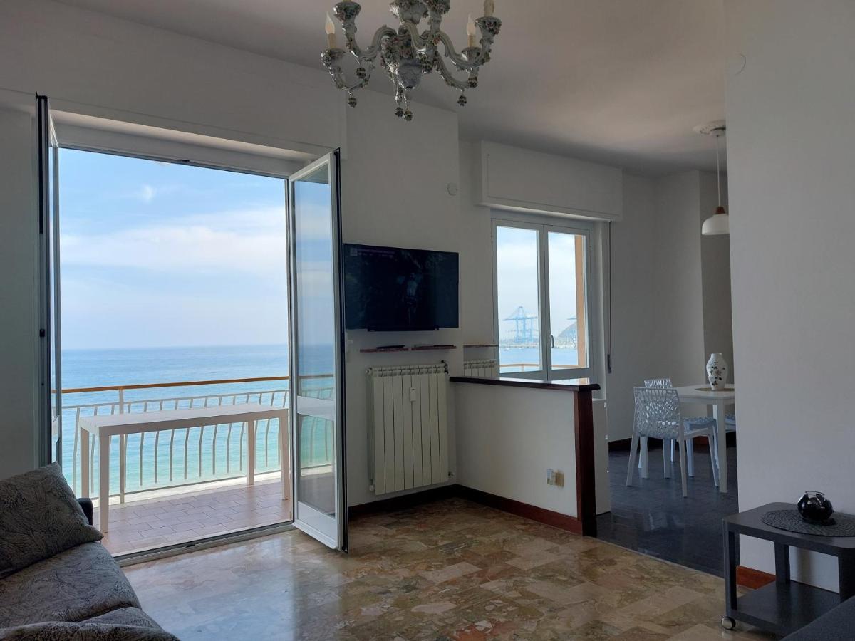 Maremare, Really On The Beach, With Private Parking Savone Extérieur photo